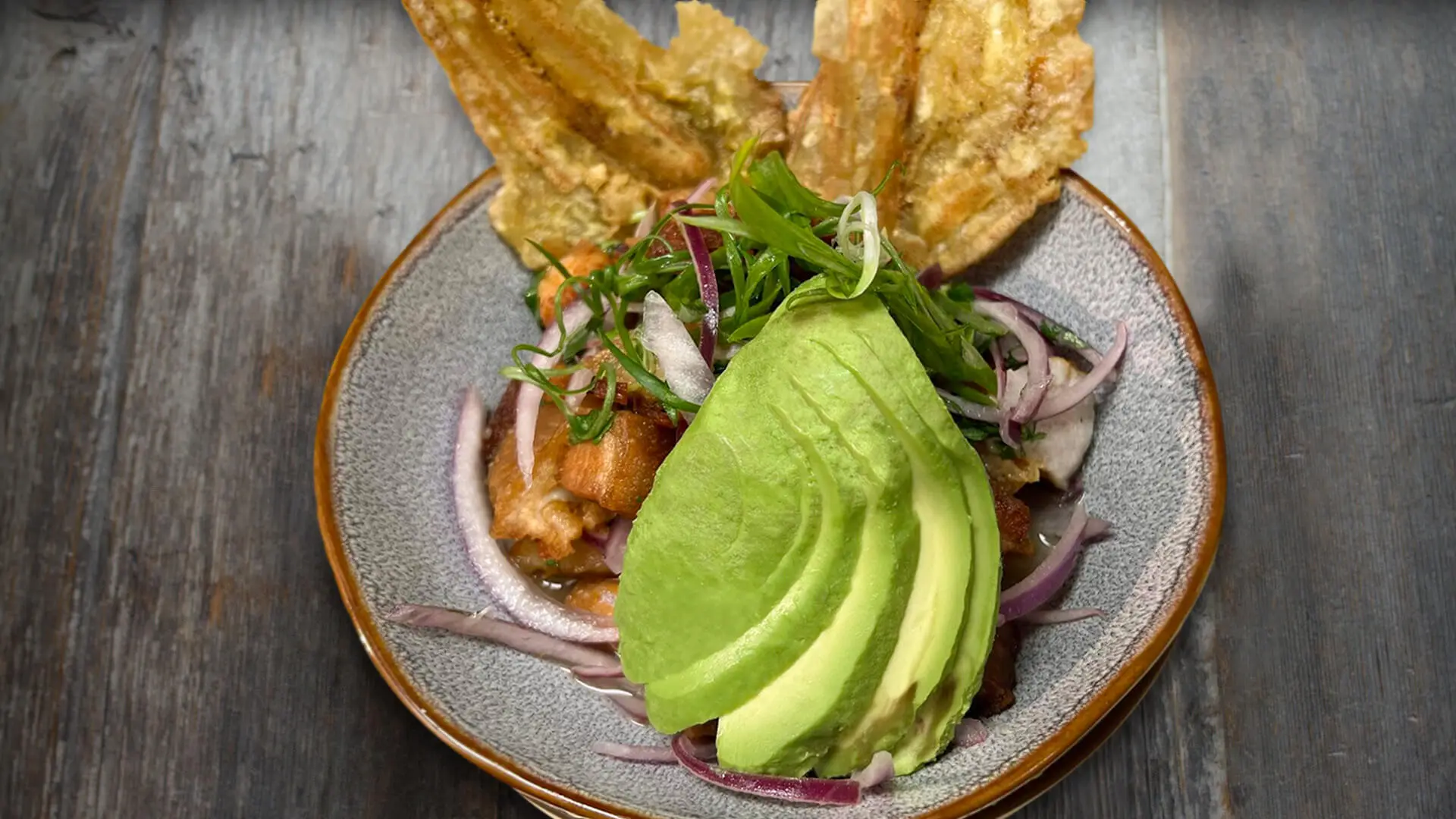 Pork rinds ceviche